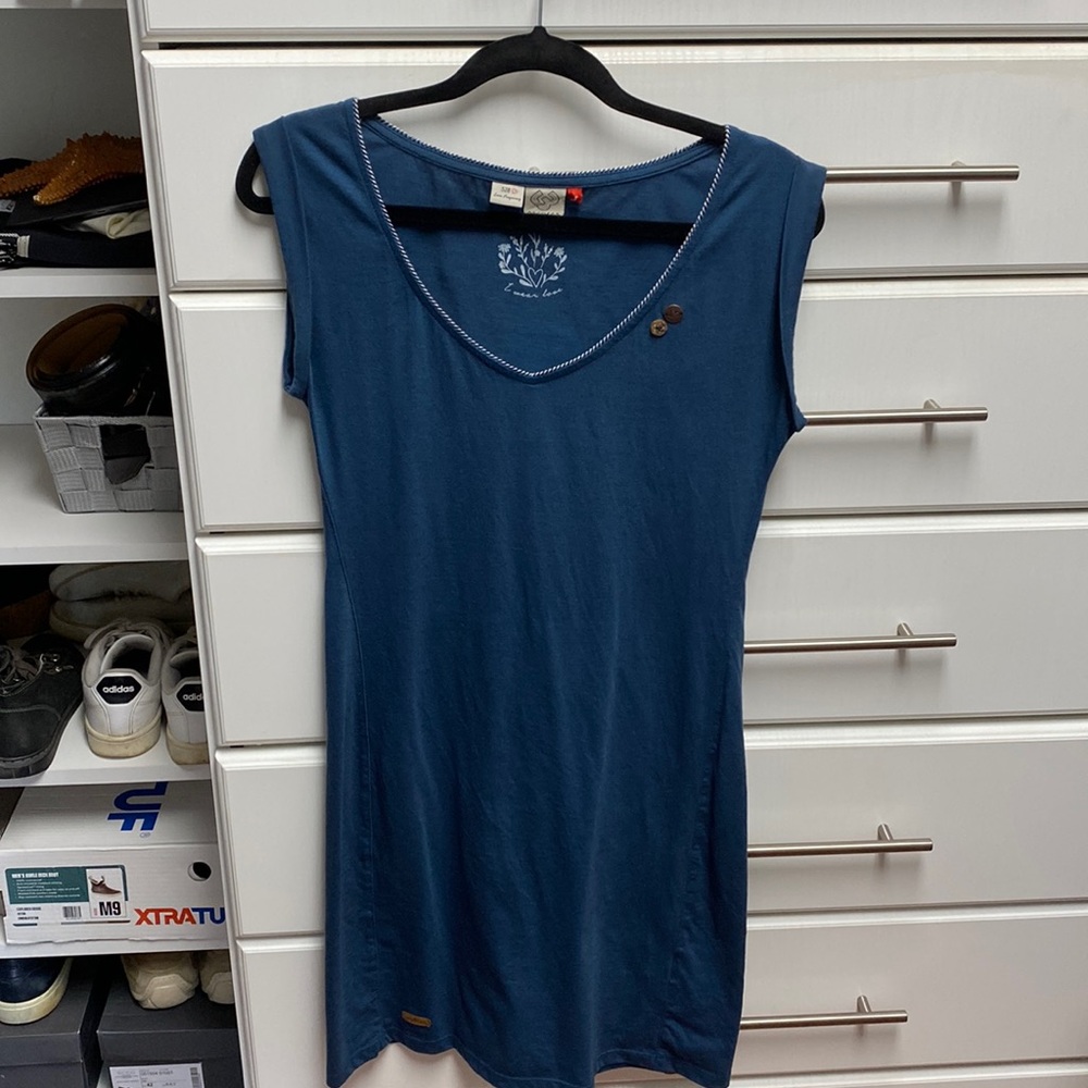 Shirt dress